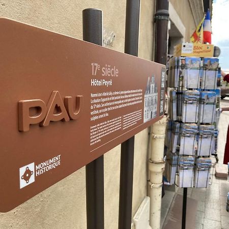 Quartier Historique Et Populaire Du Chateau De Pau Exterior foto